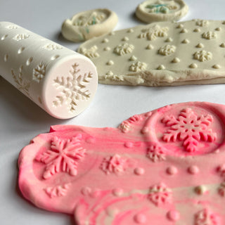 Sniegpārsliņas - ziemas tekstūras rullītis plastilīnam ar stampiņām abos galos