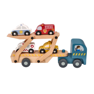 Koka rotaļu kravas auto pārvadātājs ar automašīnām