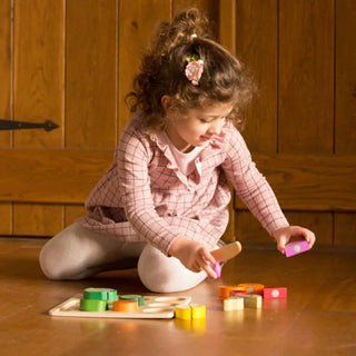 Sliced vegetable wooden puzzle with velcro