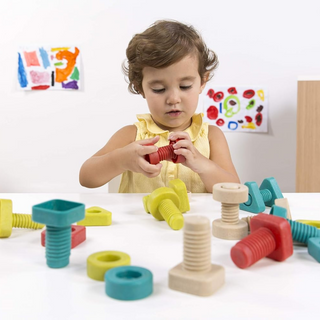 Screwing activity set- ECO nuts and bolts