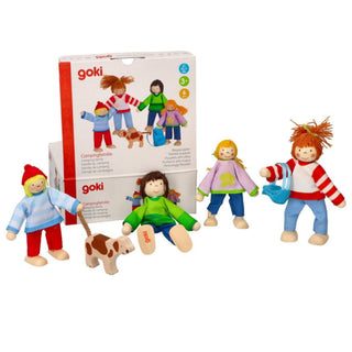 Koka leļļu ģimene- vecāki, bērni un sunītis, lokanās koka lellītes Goki