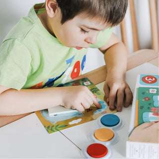 Finger paintings for Pets, a creative set for children