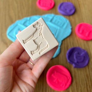 Fermas Stampiņa- Lauku sētas Tekstūras kubs plastalīnam