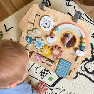 Koka motorikas aktivitāšu dēlis mazuļiem ar statīvu, busy board