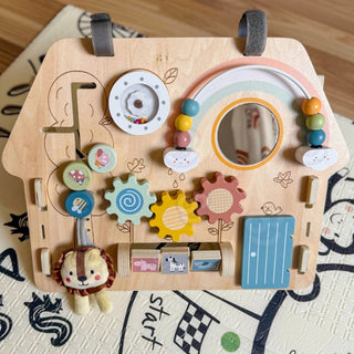 Koka motorikas aktivitāšu dēlis mazuļiem ar statīvu, busy board