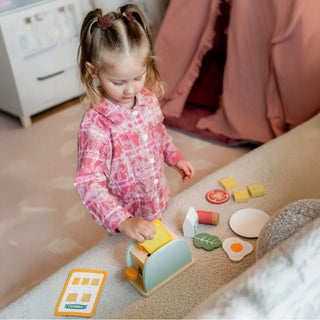 Koka tosteris bērniem- brokastu komplekts ar koka pārtikas produktiem