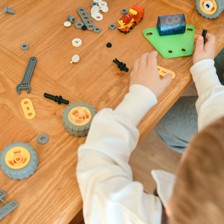 Transportlīdzekļu STEM konstruktors 164 elementi