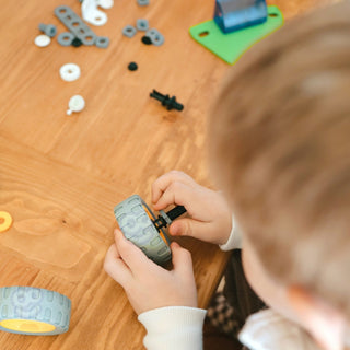 Transportlīdzekļu STEM konstruktors 164 elementi