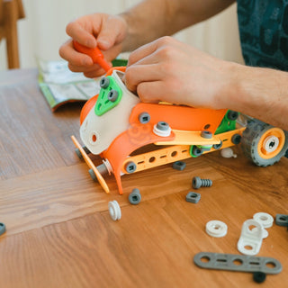 Transportlīdzekļu STEM konstruktors 164 elementi