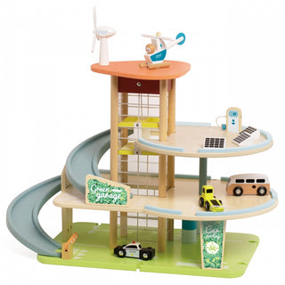 Lielais rotaļu koka parkings ar auto- eko enerģija