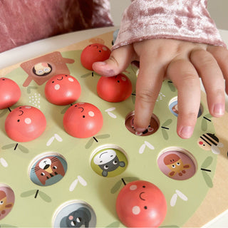 Wooden apple memory game with changing cards
