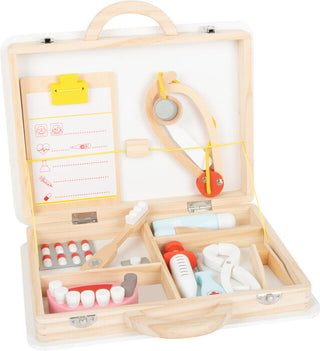 The large wooden dentist play set in a case