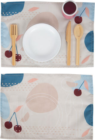 Wooden toy tableware set Tasty, with placemats for proper table setting