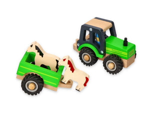 Koka traktors ar piekabi un dzīvniekiem